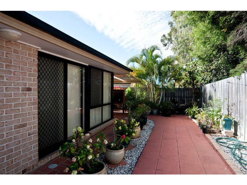 15 Clifford Court, Goodna QLD 4300