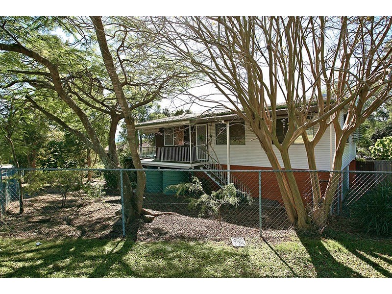 465 Seventeen Mile Rocks Road, Seventeen Mile Rocks QLD 4073