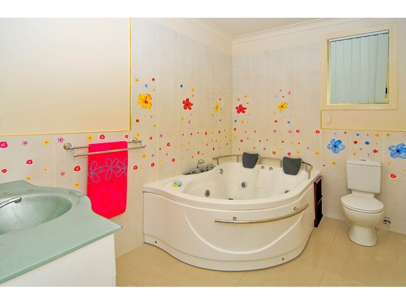 5 Sandoy Court, Bellbird Park QLD 4300