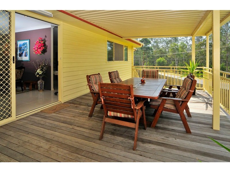 5 Sandoy Court, Bellbird Park QLD 4300