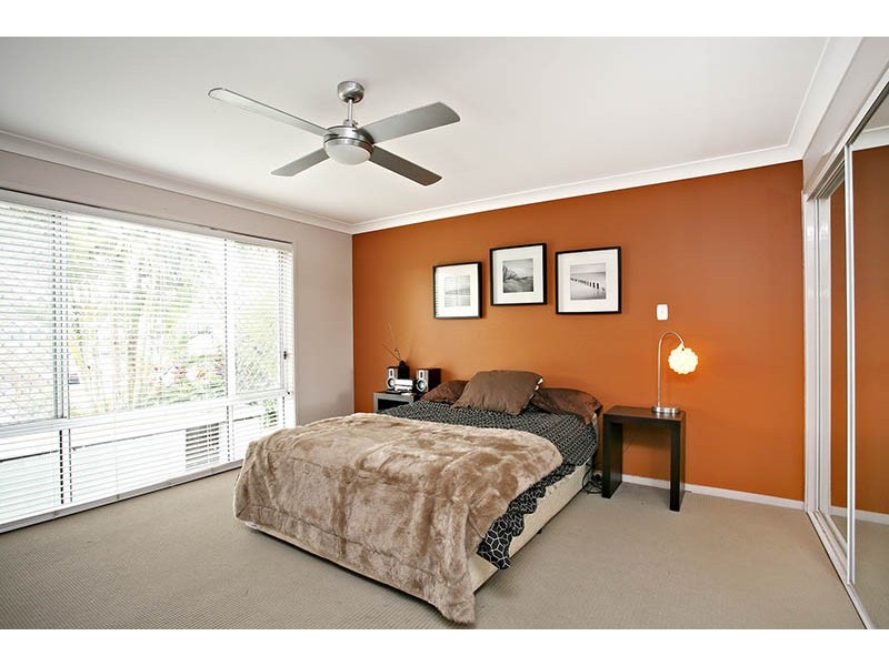 9 Den Otter Drive, Bellbird Park QLD 4300