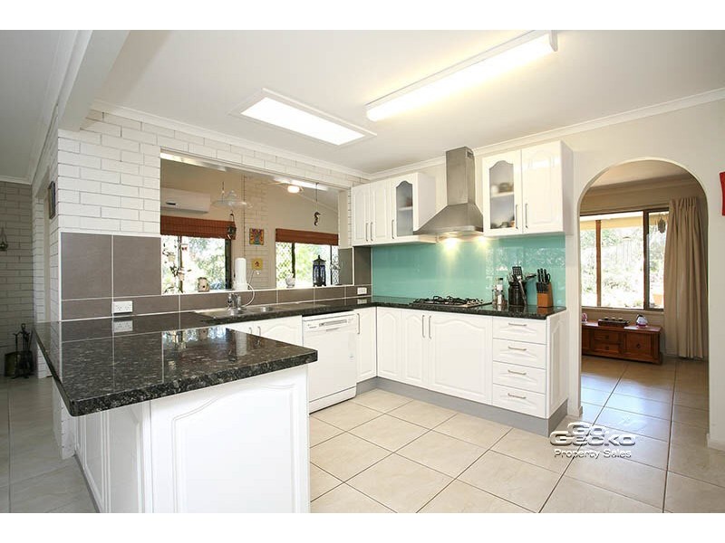 6 Jayvilla Court, Bellbird Park QLD 4300