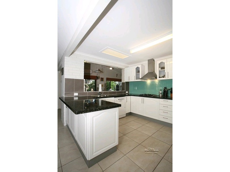 6 Jayvilla Court, Bellbird Park QLD 4300