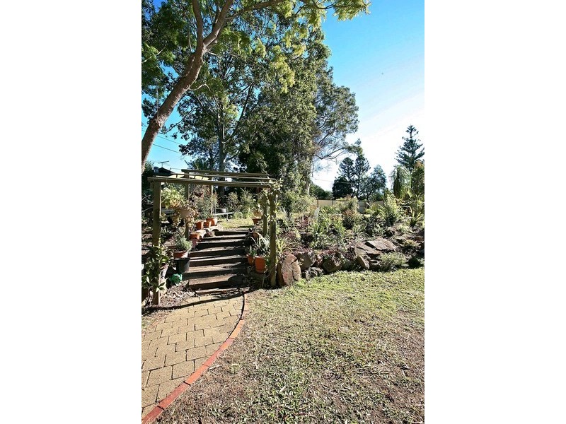 6 Jayvilla Court, Bellbird Park QLD 4300