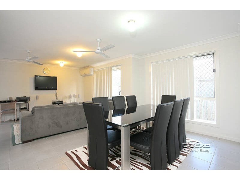 8 Shaun Street, Redbank Plains QLD 4301