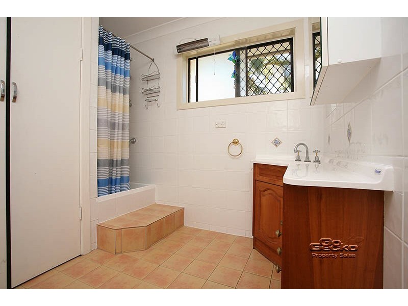 114 Johnston Street, Bellbird Park QLD 4300