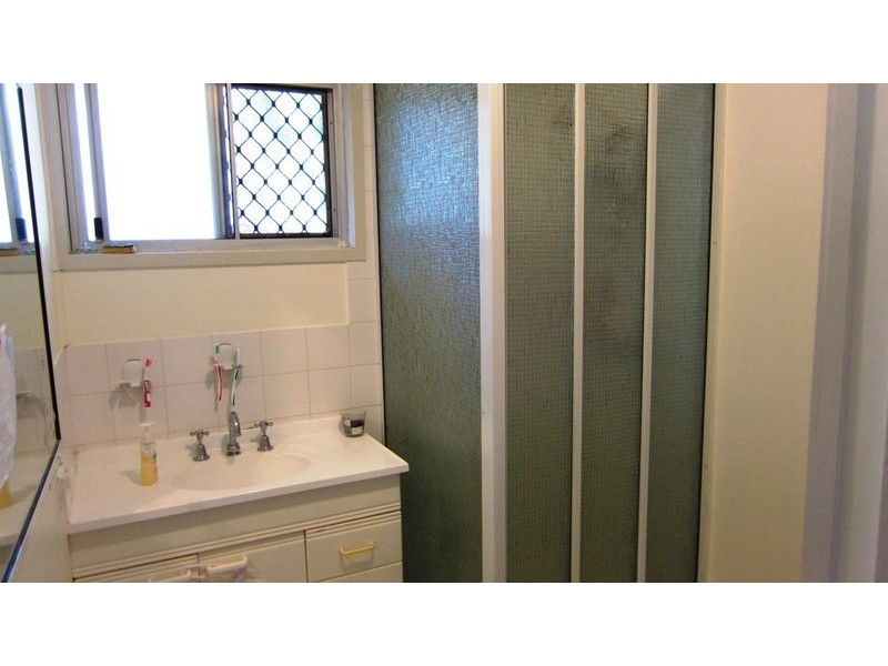 196 STUART ST, Goodna QLD 4300