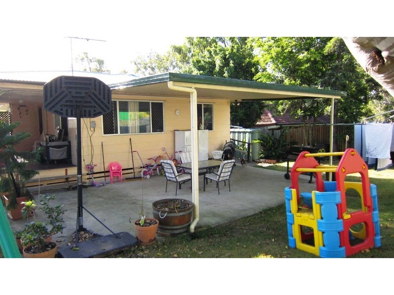 196 STUART ST, Goodna QLD 4300