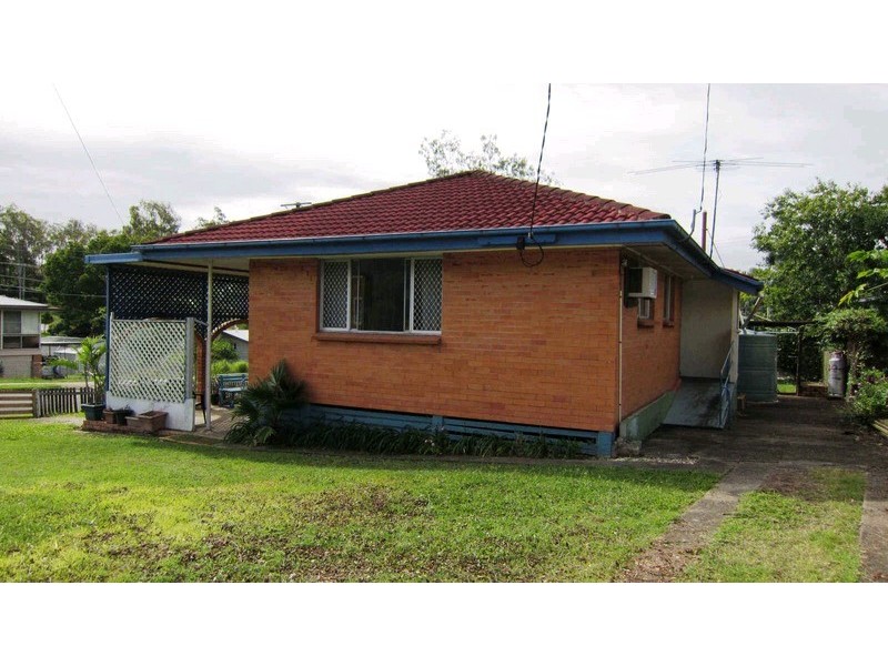 19 DORRICOTT CR, Goodna QLD 4300