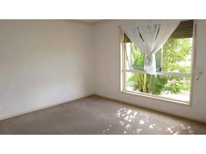 5 EVERGREEN PLACE, Redbank Plains QLD 4301