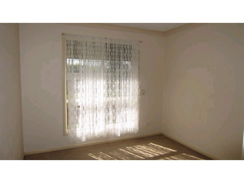 5 EVERGREEN PLACE, Redbank Plains QLD 4301