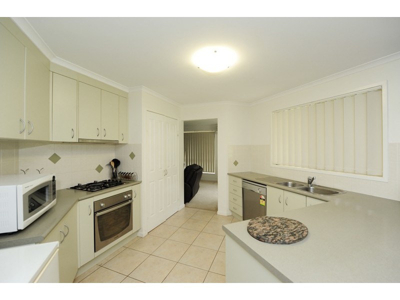 13 Bridgeman Place, Gladstone QLD 4680