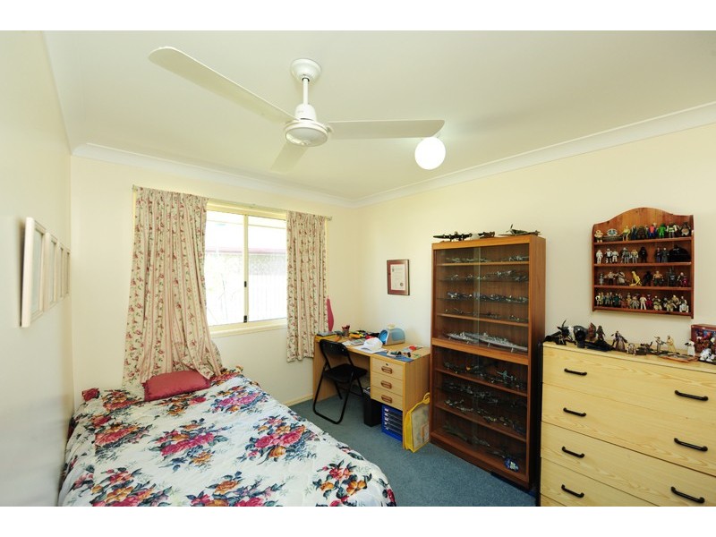 8 Dickinson Road, Gladstone QLD 4680