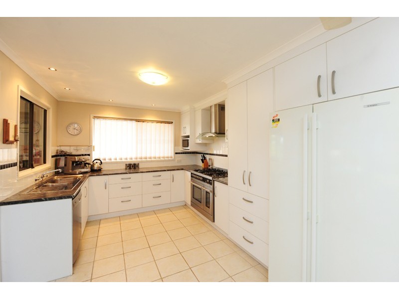 24 Vernon Road, Telina QLD 4680