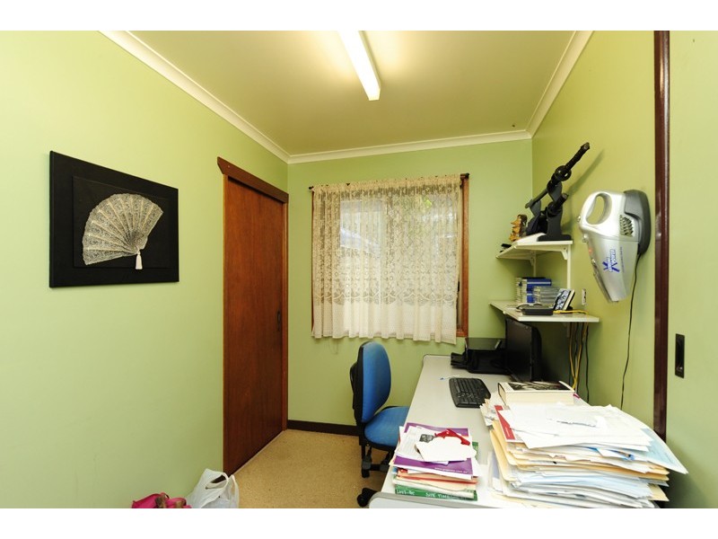 24 Vernon Road, Telina QLD 4680