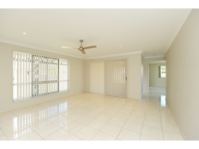 11 Jumbuck Court, Glen Eden QLD 4680