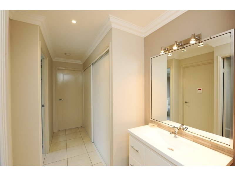 11 Jumbuck Court, Glen Eden QLD 4680