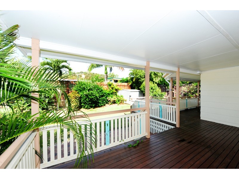 6 Barkala Close, West Gladstone QLD 4680