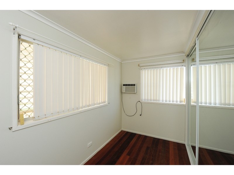 6 Barkala Close, West Gladstone QLD 4680