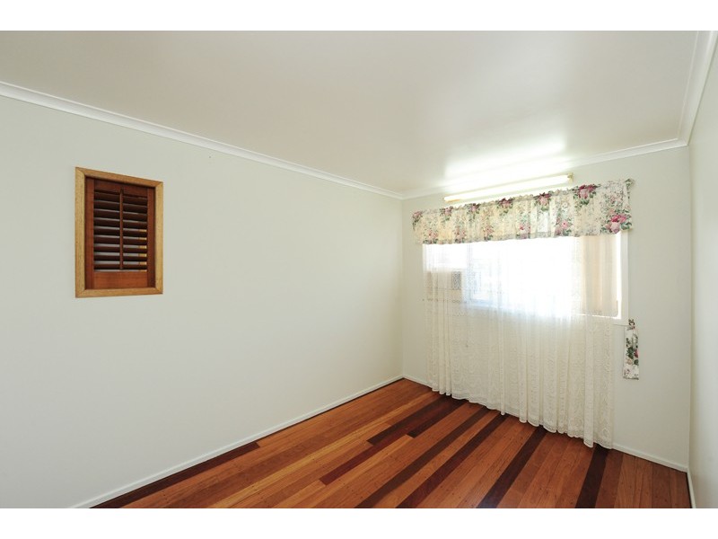 6 Barkala Close, West Gladstone QLD 4680