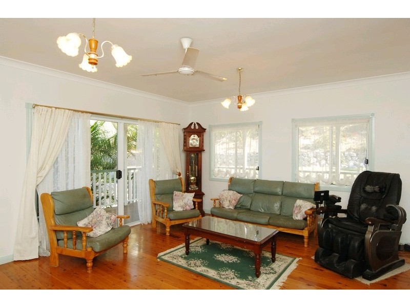 6 Neluna Rise, Gladstone QLD 4680