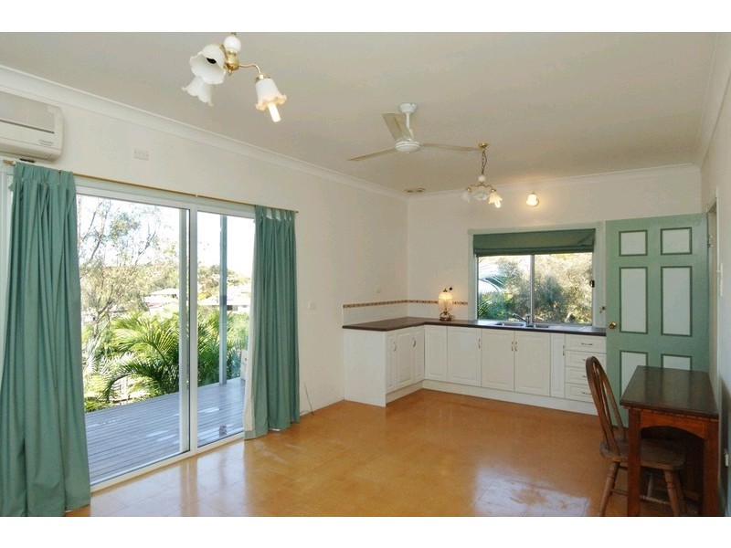 6 Neluna Rise, Gladstone QLD 4680