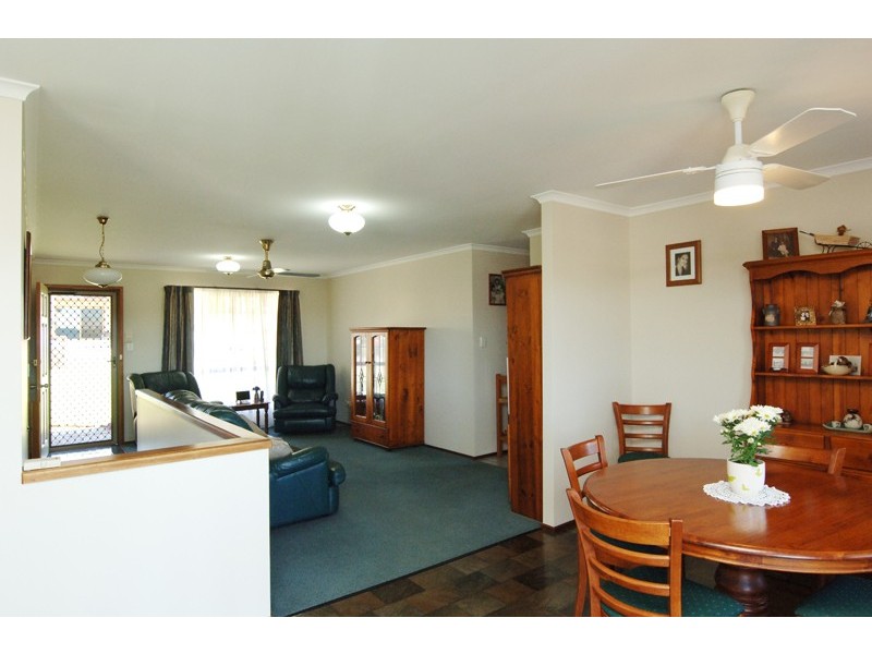 4 Cypress Close, Gladstone QLD 4680