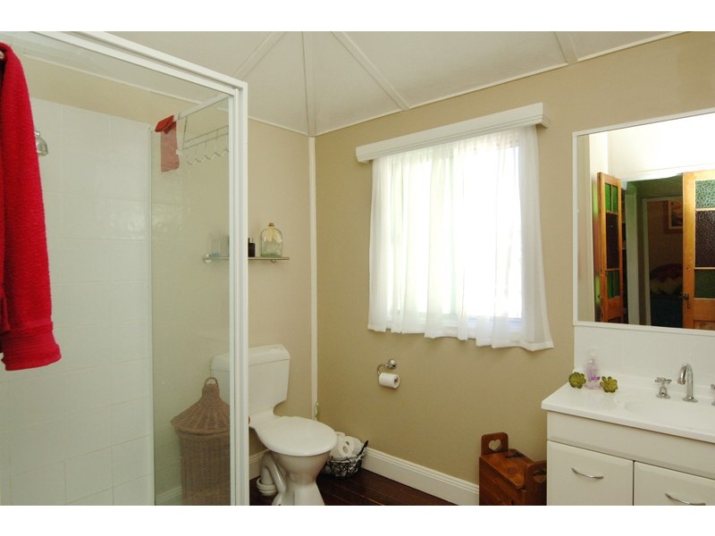 11 Buller Street, Gladstone QLD 4680