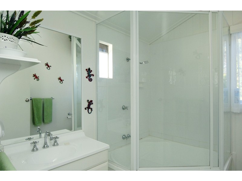 11 Buller Street, Gladstone QLD 4680