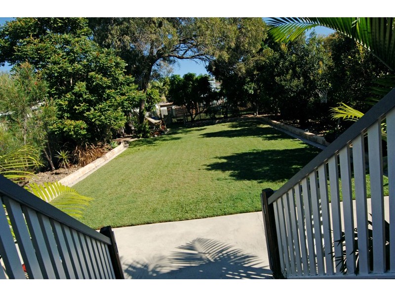 11 Buller Street, Gladstone QLD 4680