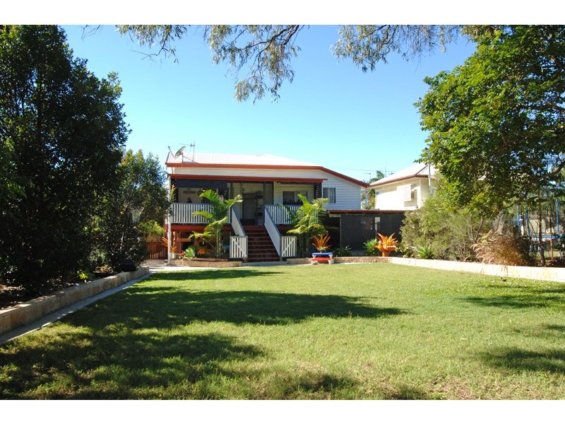 11 Buller Street, Gladstone QLD 4680