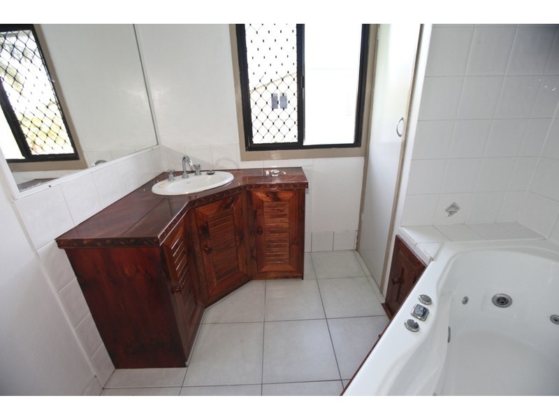 35 O’Connell Street, Gladstone QLD 4680