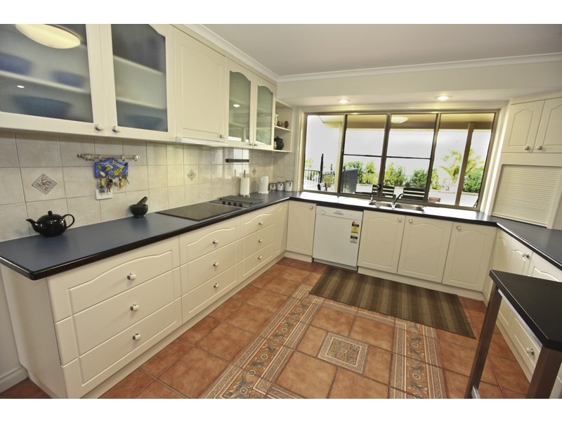 21 Fairbairn Place, Gladstone QLD 4680