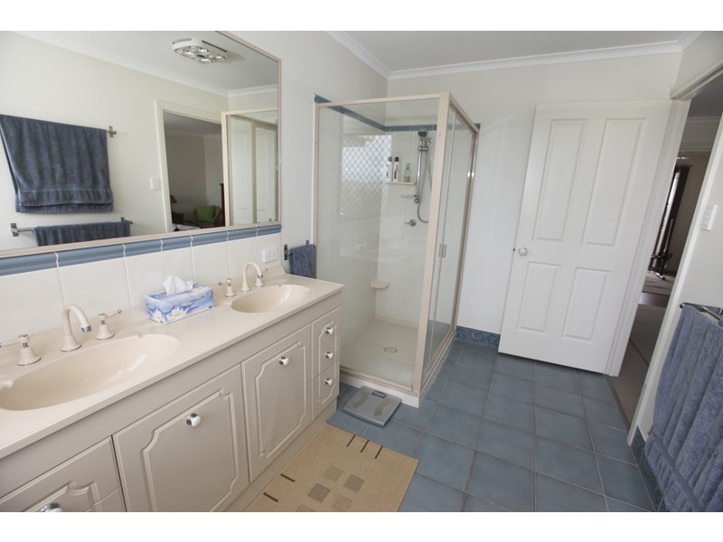 21 Fairbairn Place, Gladstone QLD 4680