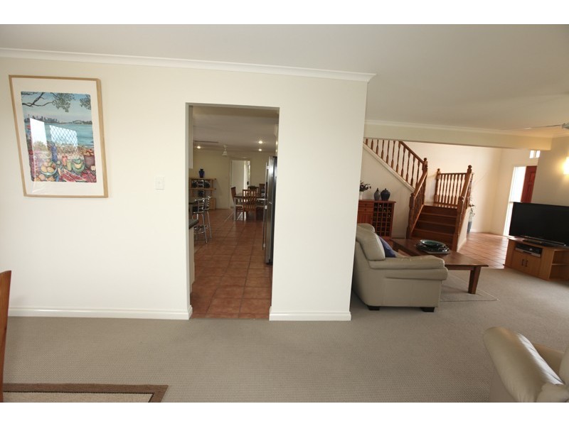 21 Fairbairn Place, Gladstone QLD 4680