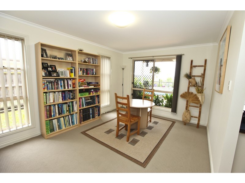 21 Fairbairn Place, Gladstone QLD 4680