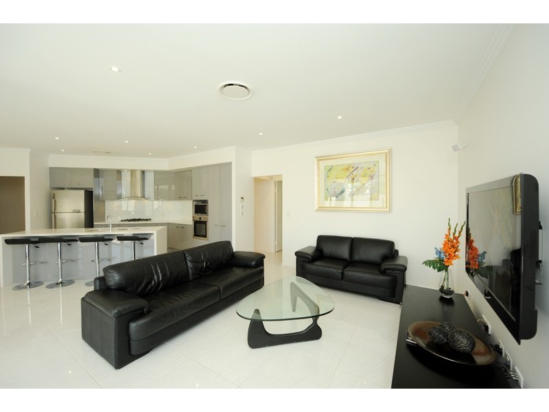 11 Jordana Court, Gladstone QLD 4680