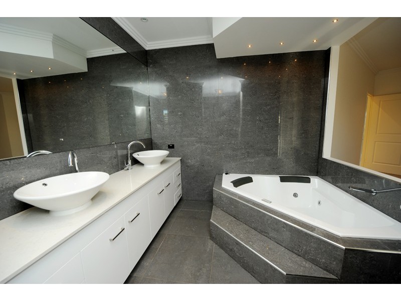 11 Jordana Court, Gladstone QLD 4680