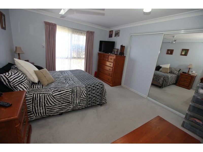 1 Karamea Close, Gladstone QLD 4680