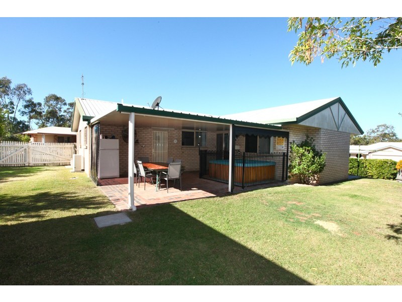 1 Karamea Close, Gladstone QLD 4680