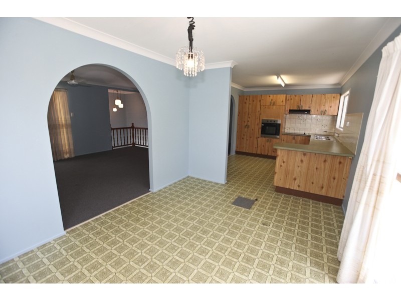 34 Bradford Rd, Gladstone QLD 4680