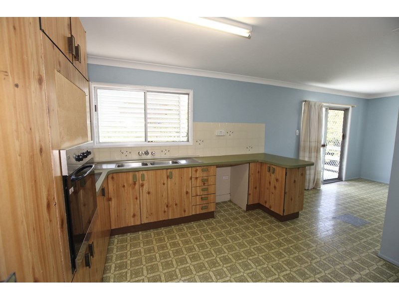 34 Bradford Rd, Gladstone QLD 4680