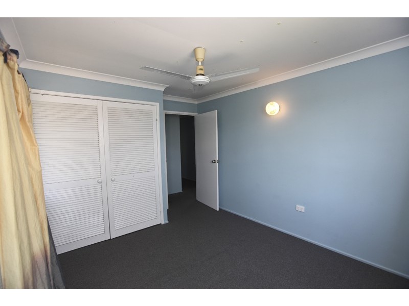 34 Bradford Rd, Gladstone QLD 4680