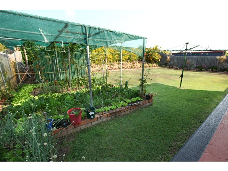 27 Whitbread Road, Gladstone QLD 4680