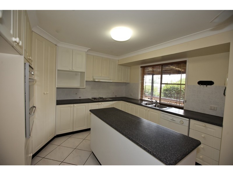 2 Ashton Street, Gladstone QLD 4680