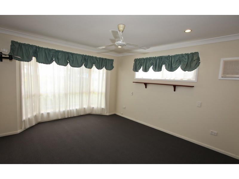 2 Ashton Street, Gladstone QLD 4680