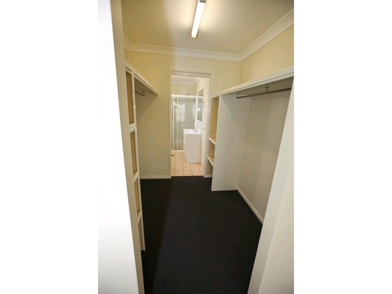 2 Ashton Street, Gladstone QLD 4680