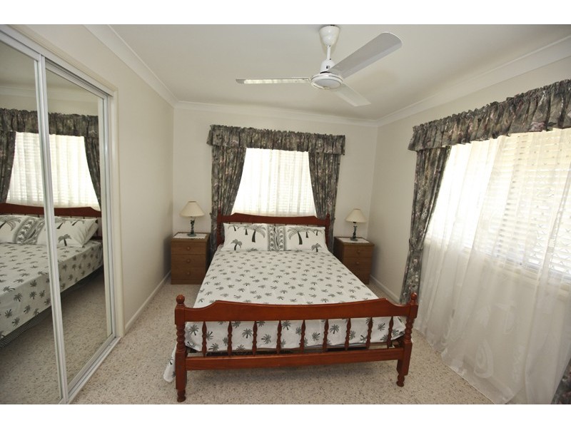 28 Witney Street, Telina QLD 4680