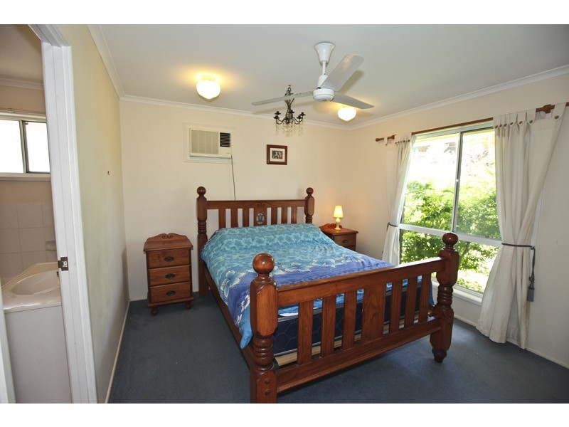 9 Ben Lexen Court, Clinton QLD 4680