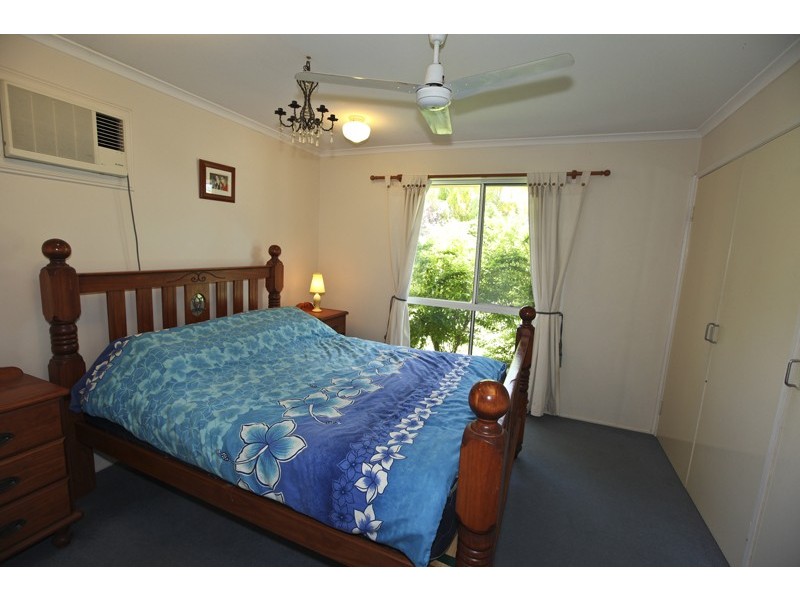 9 Ben Lexen Court, Clinton QLD 4680